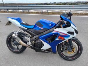 SUZUKI GSXR K7 →