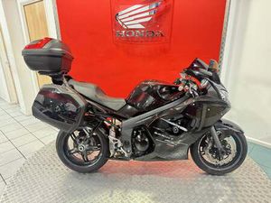 USED TRIUMPH SPRINT ST FOR SALE IN SURREY