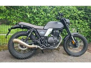 SCRAMBLER BRIXTON FELSBERG 250 CC BLACK
