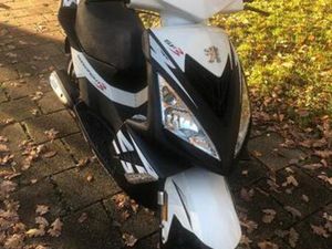 TK PEUGEOT SPEEDFIGHT 3 4-TAKT 25KM UITVOERING — SCOOTERS | PEUGEOT — MARKTPLAATS