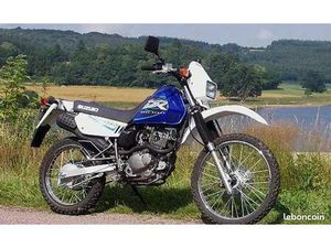 MOTO SUZUKI 125 DR - 05/2001 - 981 KLM - 1ÈRE MAIN