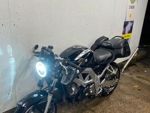 VEND SV 650 DANS L’ÉTAT, MOTEUR HS