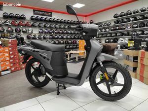 SCOOTER ELECTRIQUE ASKOLL NGS3