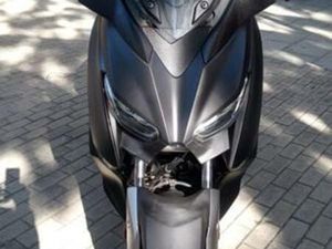 YAMAHA - XMAX 400 ABS
