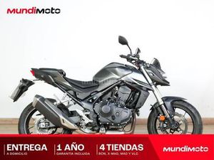 HONDA - CB 750 HORNET