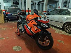 HONDA - CBR 600 RR 2005