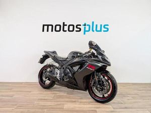 SUZUKI - GSX R750