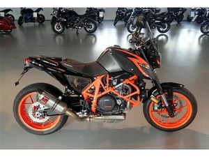 KTM 690 DUKE R AKRAPOVIC , TIEFER, LED, ...