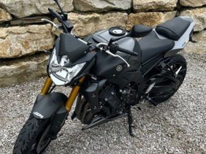 YAMAHA FZ8 →