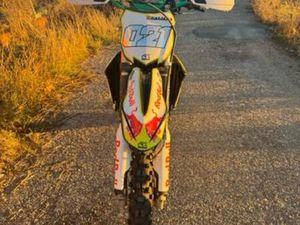 KAWASAKI - KXF 250