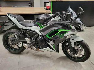 KAWASAKI NINJA 650