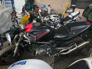 TAUSCHE CAGIVA RAPTOR 1000, GSX-R 600