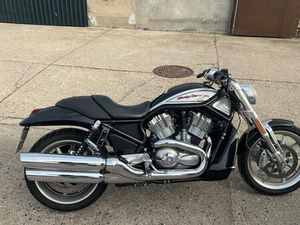 HARLEY-DAVIDSON V ROD