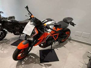 KTM 1390 SUPER DUKE R EVO BIANCO