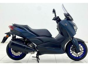 YAMAHA XMAX 250