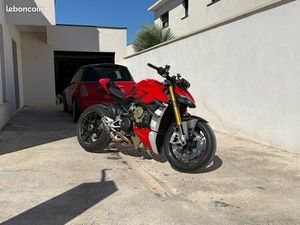 DUCATI STREETFIGHTER V4 S