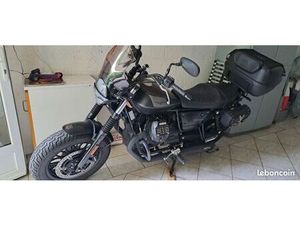 MOTO GUZZI V9 BOBBER