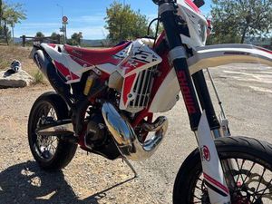 300 RR BÊTA SUPERMOTARD
