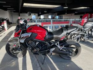 HONDA CB 650 F ABS 2018 650 CM3 | MOTO ROADSTER | 14 585 KM | ROUGE | 35132 VEZIN LE COQUET