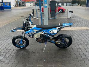 HUSQVARNA FE 450 SUPERMOTO