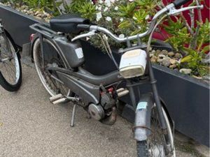 MOBYLETTE IMMATRICULÉ