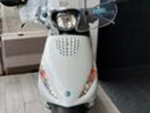 PIAGGIO ZIP 50 4 T