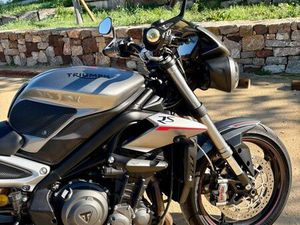 TRIUMPH STREET TRIPLE RS 765