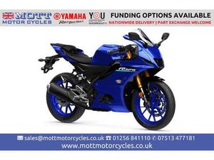 YAMAHA YZF-R125 125 CC