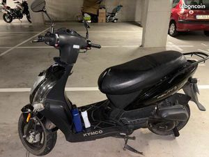 SCOOTEUR KYMCO AGILITY 4T