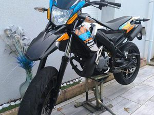 DERBI SENDA XTREME PRO SM 50 – 2021 – 13 800 KM – EXCELLENT ÉTAT