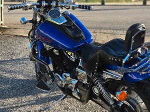 VEND HONDA 750 CC BLACK WIDOW