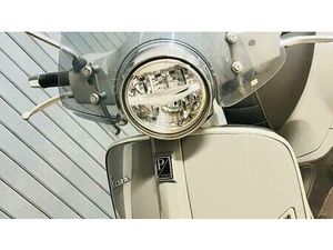 VENDO VESPA GTS 300 HPE SUPER TECH (2019) USATA A CATANIA (CODICE 9888034) - MOTO.IT