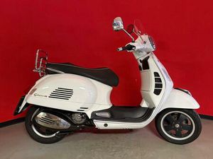 VENDO VESPA GTS 300 SUPER (2008 - 16) USATA A VILLADOSSOLA (CODICE 9887938) - MOTO.IT