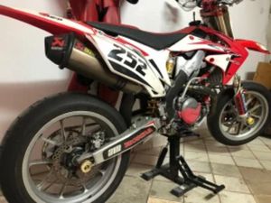 HONDA CRF 450 SUPERMOTO