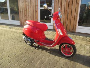 VESPA PRIMAVERA RED 50