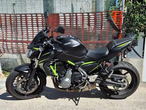 KAWASAKI Z 650 ABS PERFORMANCE 35KW NERO