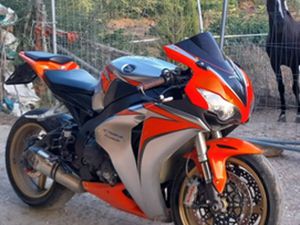 HONDA CBR 1000RR