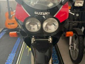 SUZUKI - GSXR1100