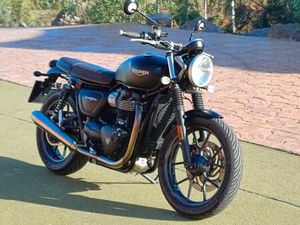 TRIUMPH - STREET TWIN