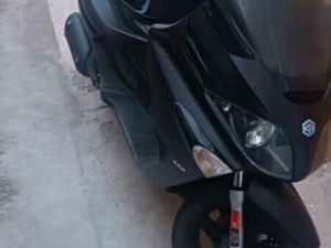 PIAGGIO - X9