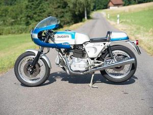 DUCATI - 900SS