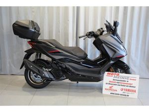HONDA FORZA 125