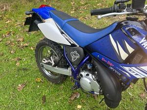 YAMAHA - DT 125 RE