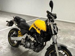 YAMAHA - MT-03 660