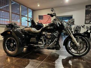 VENDO HARLEY-DAVIDSON 114 FREEWHEELER (2019 - 20) - FLRT USATA A BOLOGNA (CODICE 9887669) - MOTO.IT