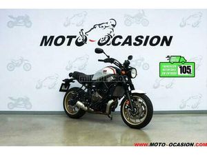 YAMAHA - XSR700