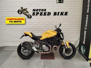 DUCATI - MONSTER 821