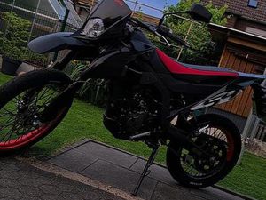 APRILIA RX 125 MIT UMBAUTEN - NEUWERTIG - MIT GARANTIE