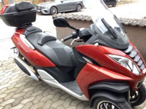 PEUGEOT METROPOLIS I400