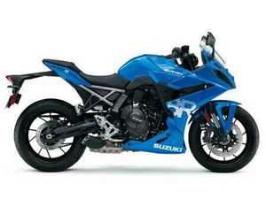 SUZUKI GSX 8R ZWART